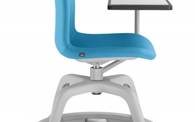 konferenční židle s tabletem a úložným prostorem