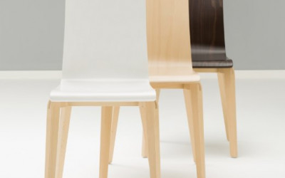 dřevěné židle konferenční