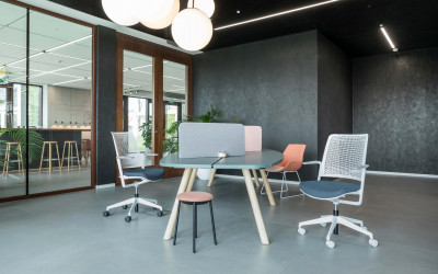 withme-creva-table-creva-stool-lupino-01-4368