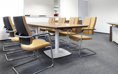 konferenční židle ergonomické